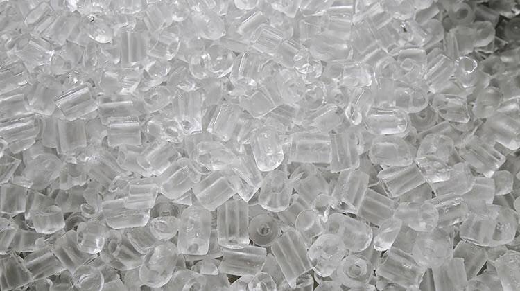 cach-giu-lanh-thuc-uong-khi-di-cam-trai-wetrekvn