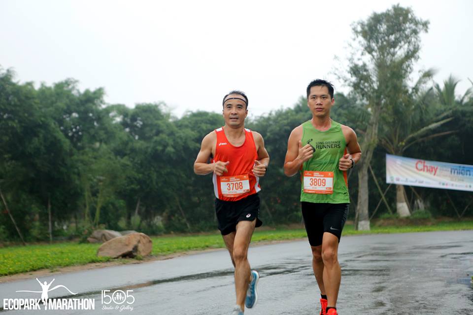 an-gi-truoc-khi-chay-mot-cuoc-dua-marathon-wetrekvn