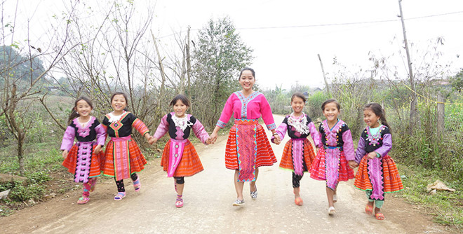 co-gai-danh-mot-nam-di-phuot-wetrekvn