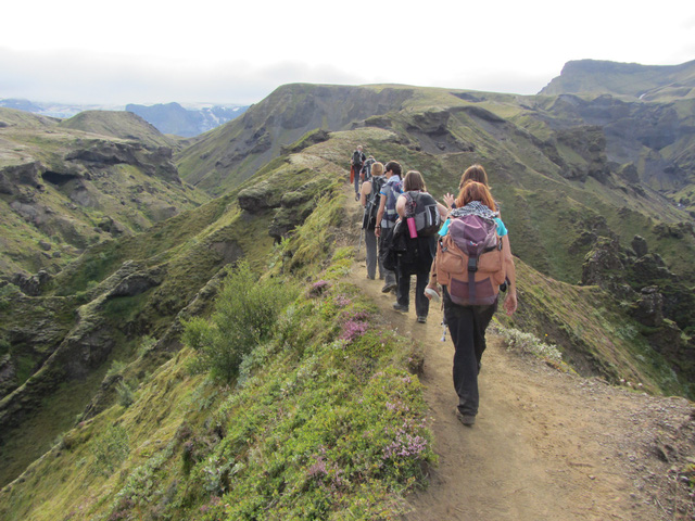 kinh-nghiem-trekking-danh-cho-nu-wetrekvn