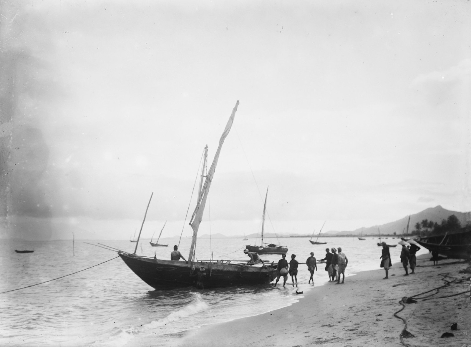 chum-anh-hanh-trinh-tren-duong-cai-quan-nam-1898-cua-andre-salles-wetrekvn