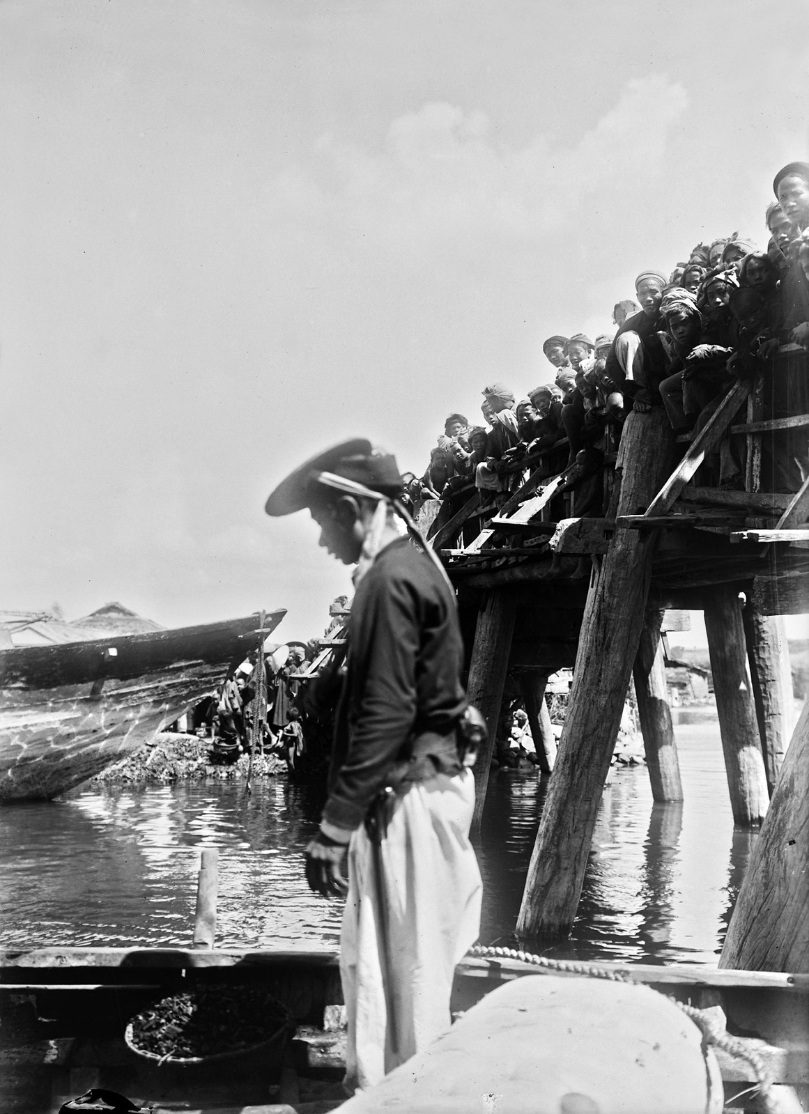 chum-anh-hanh-trinh-tren-duong-cai-quan-nam-1898-cua-andre-salles-wetrekvn