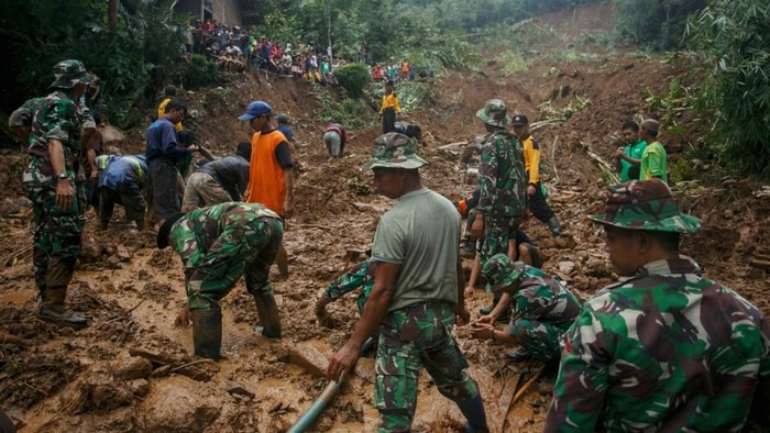 Những kinh nghiệm đối phó với thiên tai cần có dành cho bạn khi đi khám phá vùng đất mới5