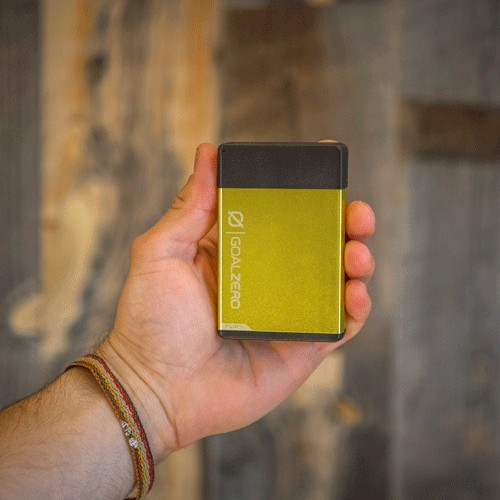 pin-sac-su-phong-Goal-Zero-Flip-30-Power-Bank-21911-8262-Xanh-la-wetrekvn-2
