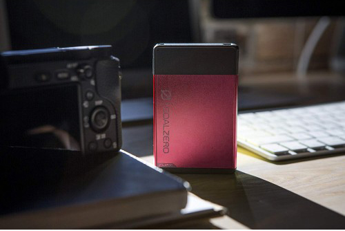 pin-sac-du-phong-Goal-Zero-Flip-30-Power-Bank-21926-8264-Man-2-wetrekvn