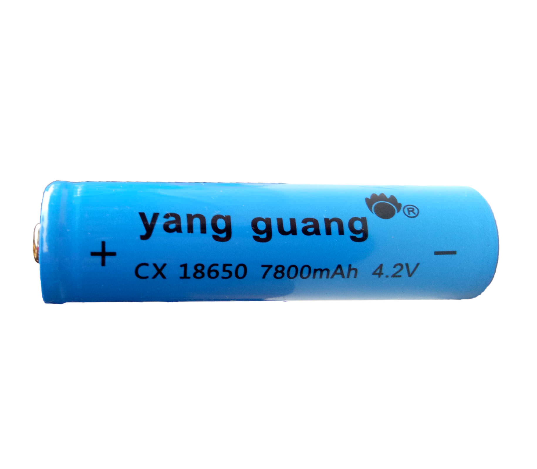 pin-sac-thay-the-den-pin-sieu-sang-wetrek.vn