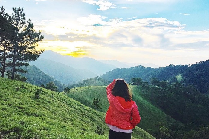 me-man-voi-cung-duong-trekking-dep-nhat-viet-nam-bat-ke-hai-mua-mua-nang-wetrekvn