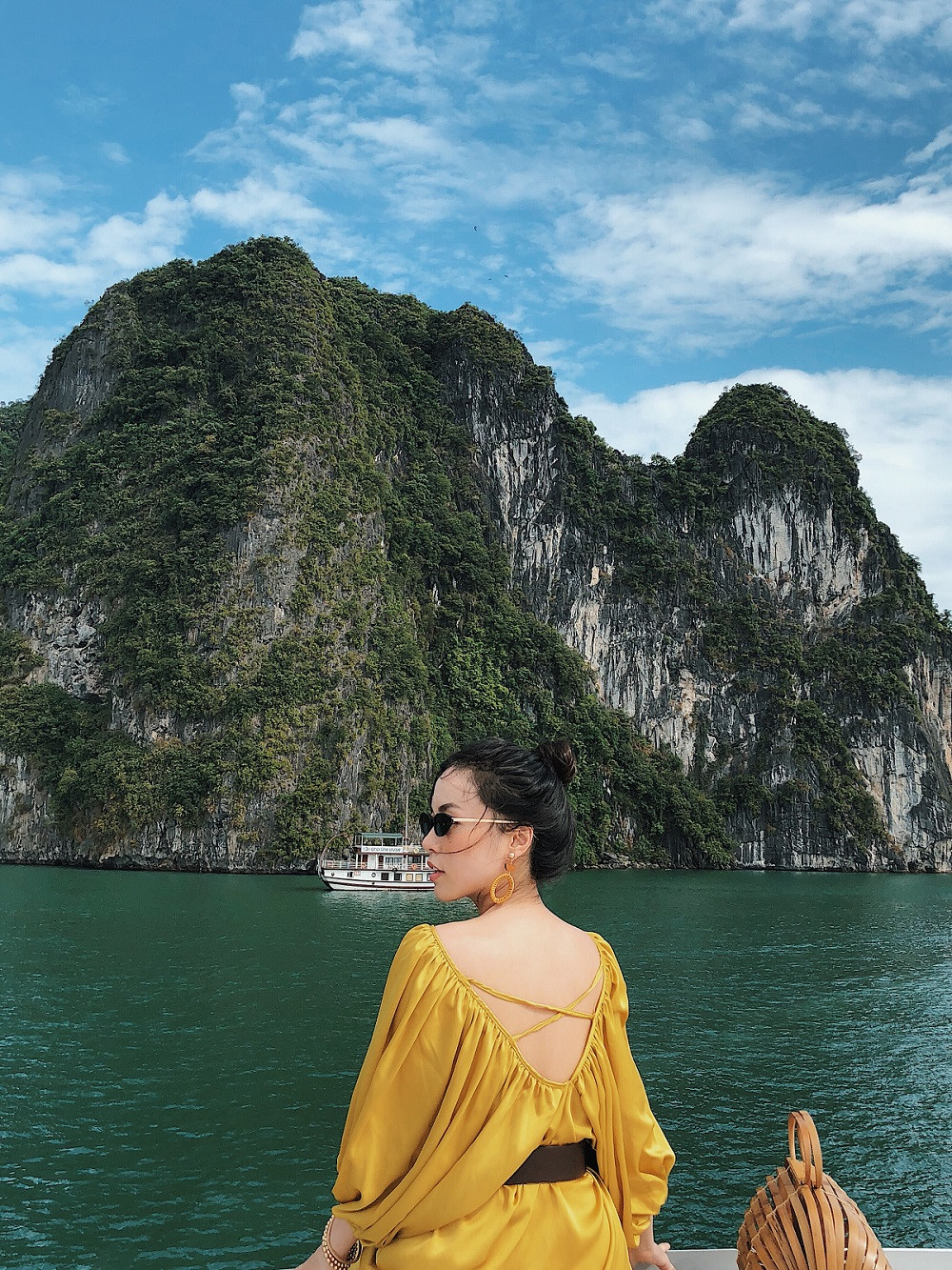 3-ngay-kham-pha-vinh-ha-long-cua-9x-sai-thanh-wetrekvn