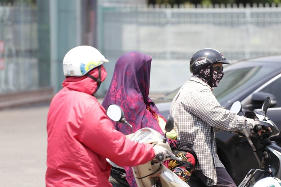 sai-gon-dang-hung-buc-xa-tia-uv-cao-ky-luc-lo-ngai-bong-da-gay-ung-thu-wetrekvn