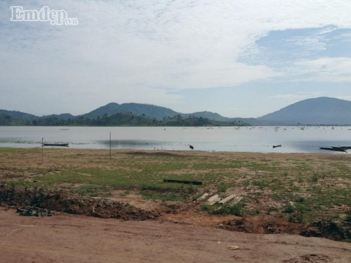 thang-9-nay-phuot-buon-me-thuoc-cung-dam-ban-chien-huu-tai-sao-khong-wetrekvn