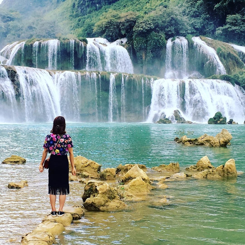 thac-ban-gioc-dep-ngo-ngang-giua-tiet-troi-se-lanh-cua-ngay-dong-wetrekvn