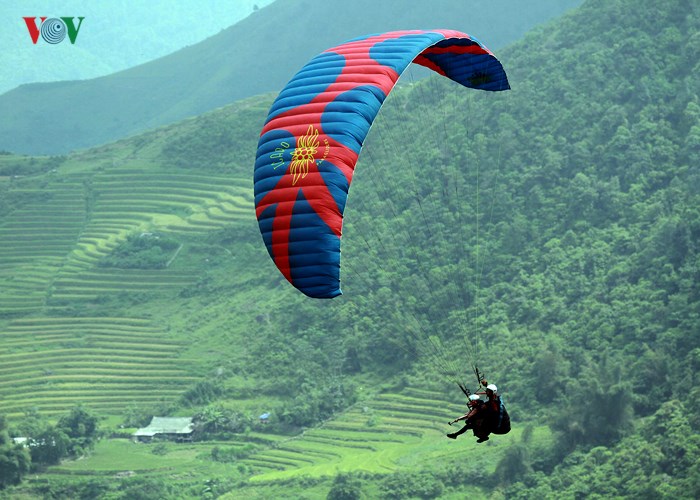 ngam-mua-vang-tai-Mu-Cang-Chai-mien-phi-duoi-goc-nhin-dai-bang-wetrekvn