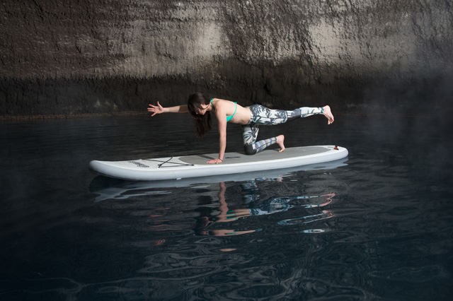 sup-yoga-van-cheo-dung-cat-variations-wetrek.vn