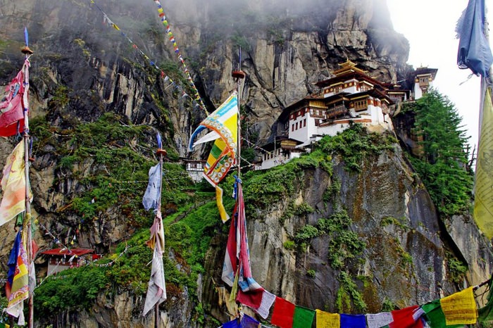 10-ngon-nui-trekking-hung-vi-nhat-chau-a