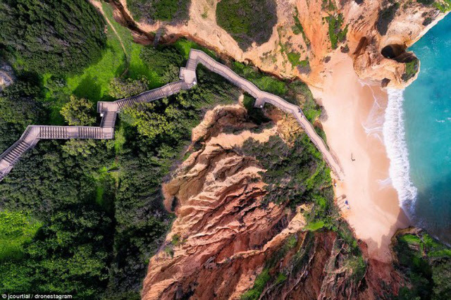 the-gioi-2017-dep-khac-la-tu-tren-cao