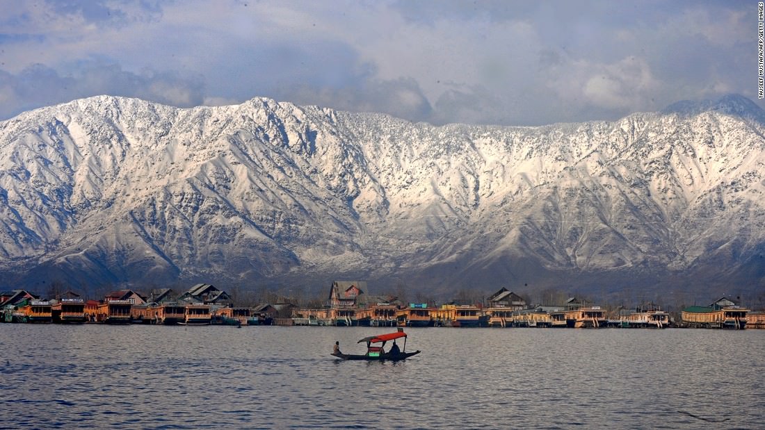 10-diem-den-tai-an-do-don-tim-hang-loat-dan-me-hoat-dong-giai-tri-ngoai-troi-wetrek.vn