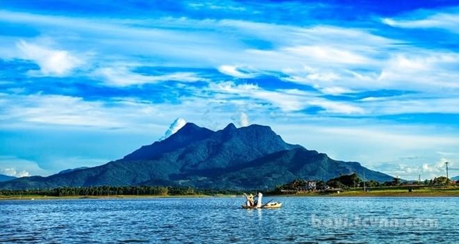 20-ho-nuoc-dep-me-hon-doc-viet-nam-wetrek.vn