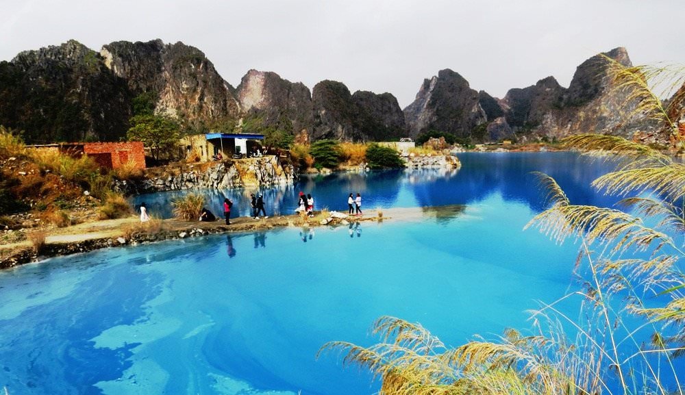 20-ho-nuoc-dep-me-hon-doc-viet-nam-wetrek.vn