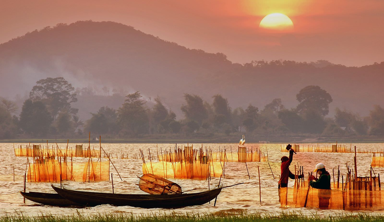 20-ho-nuoc-dep-me-hon-doc-viet-nam-wetrek.vn