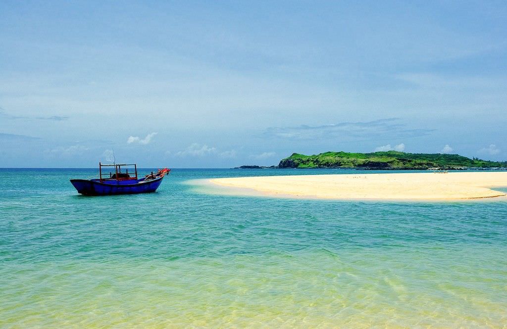 An-gi-o-dau-choi-the-nao-tai-hon-dao-giau-co-nhat-binh-thuan-wetrek.vn