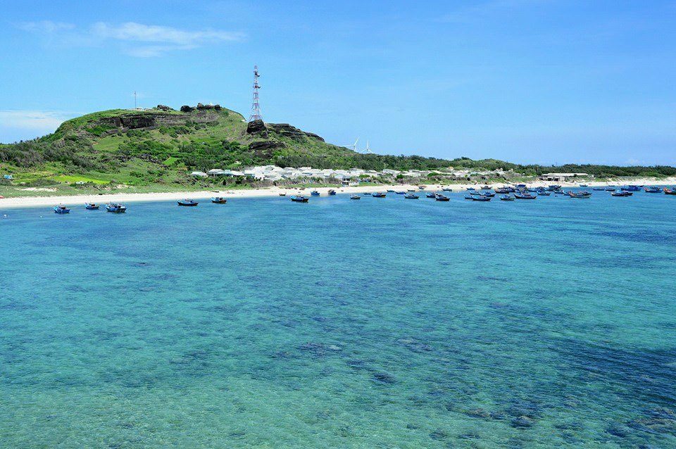An-gi-o-dau-choi-the-nao-tai-hon-dao-giau-co-nhat-binh-thuan-wetrek.vn