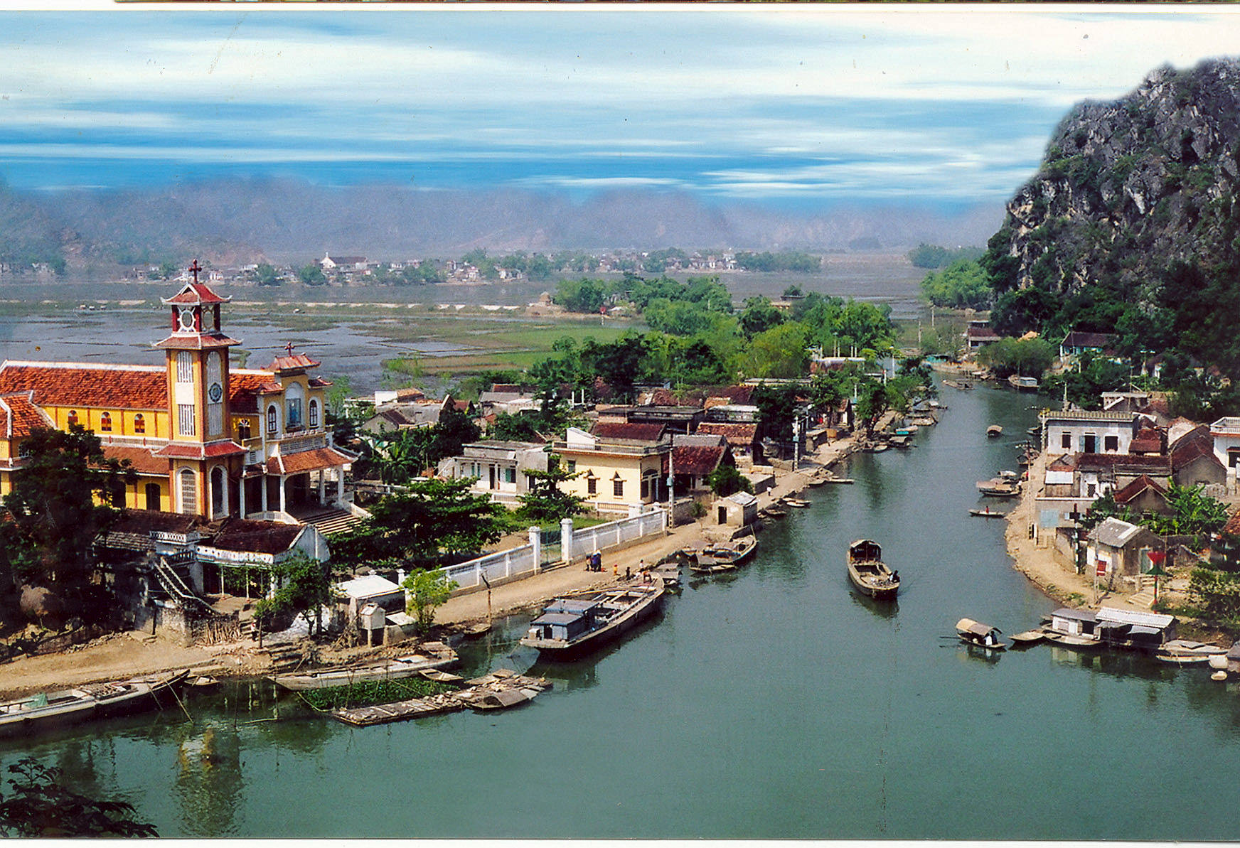 Check-in-5-dia-diem-mang-ten-con-ga-trong-nam-dinh-dau-wetrek.vn