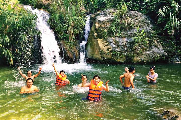 Nhung-hoat-dong-nhat-dinh-phai-thu-khi-den-thung-nai-vao-mua-xuan-wetrek.vn