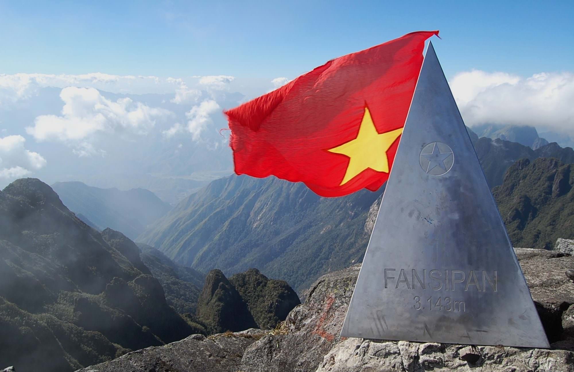 Tat-tan-tat-nhung-dieu-khong-the-khong-biet-neu-muon-chinh-phuc-noc-nha-dong-duong-wetrek.vn