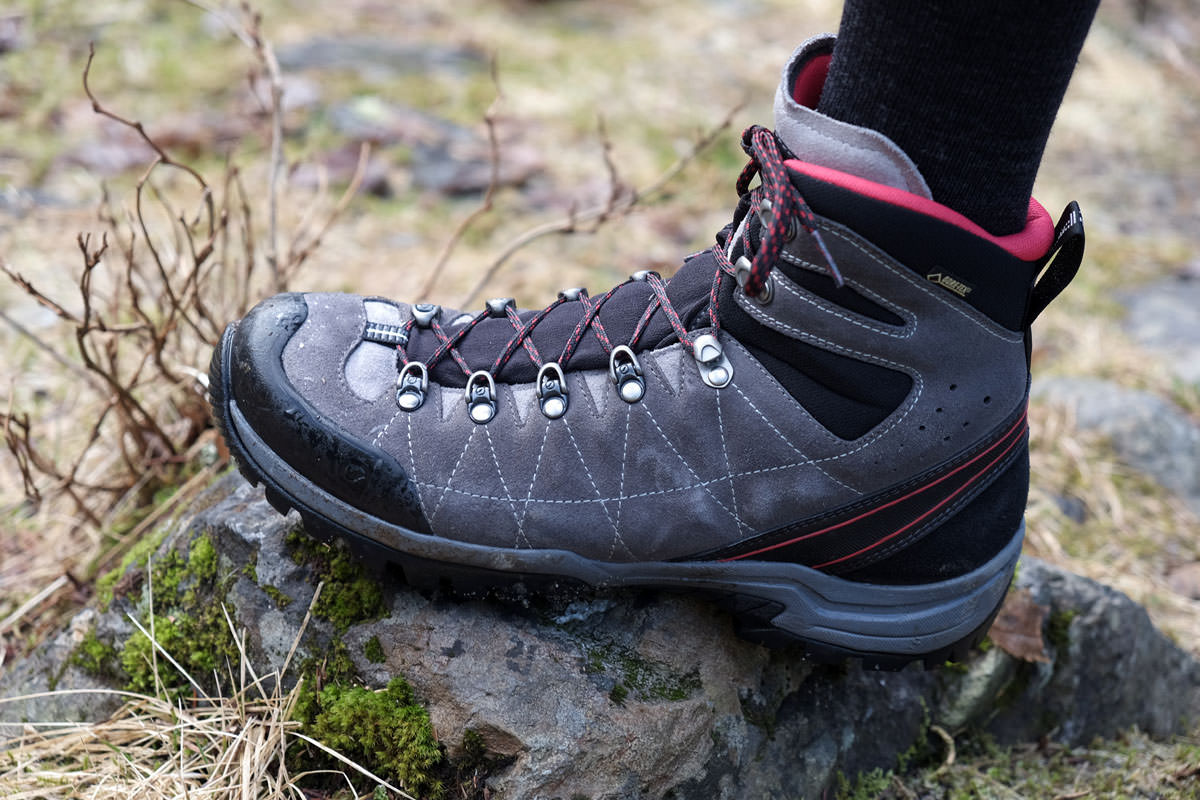 9-dieu-can-nho-khi-chon-giay-leo-nui-wetrek.vn