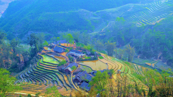 8-ngoi-lang-tuyet-dep-an-minh-tai-noi-hoan-toan-biet-lap-voi-the-gioi-wetrekvn