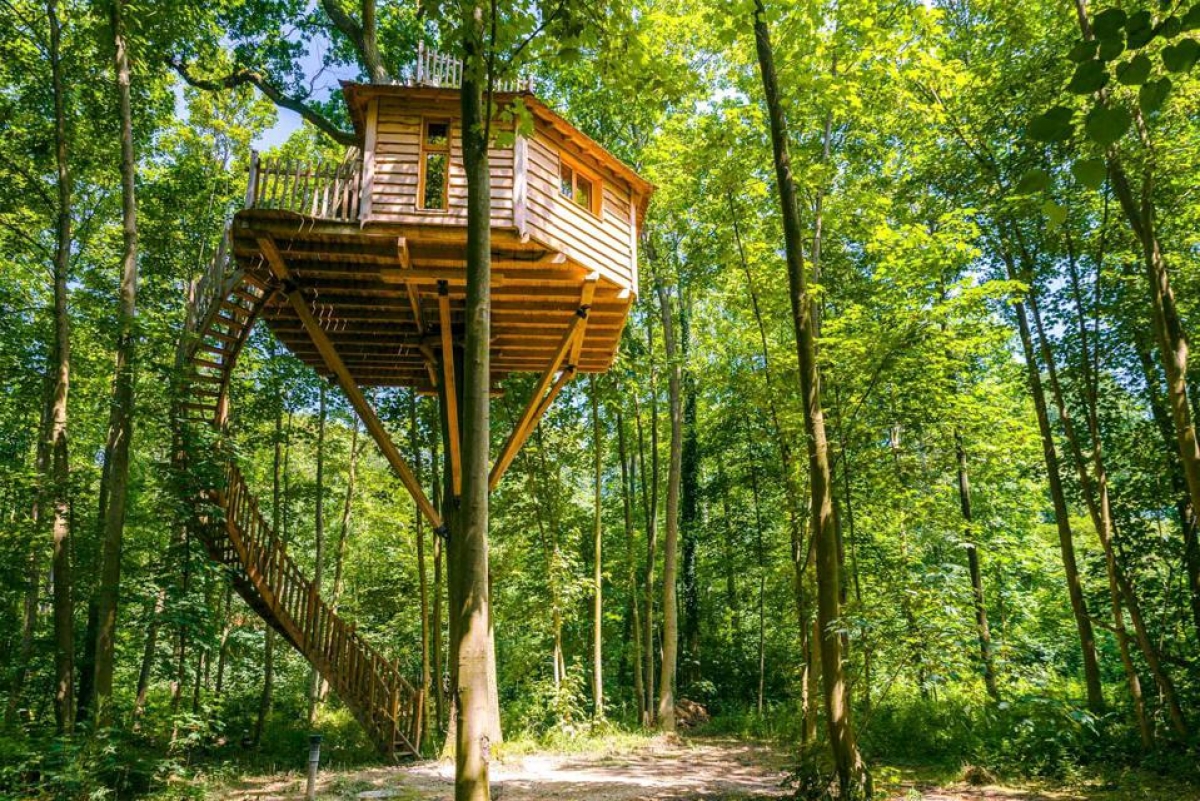 glamping-trao-luu-du-lich-xa-xi-moi-tai-chau-au-wetrekvn