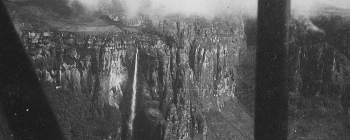 ngam-ngon-thac-cao-nha-the-gioi-o-venezuela-wetrek