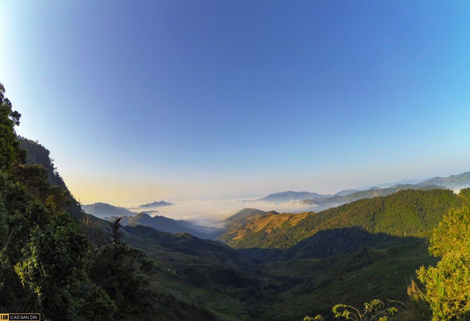 san-may-tren-cong-troi-muong-long-wetrekvn