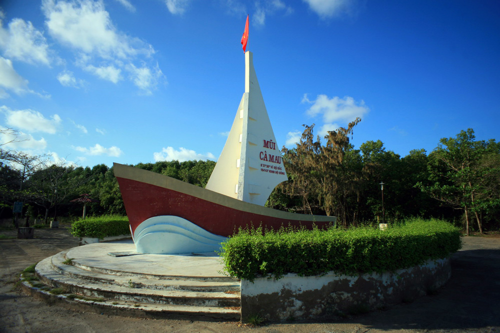 canh-dep-me-hon-o-dat-mui-ca-mau-qua-anh-wetrekvn