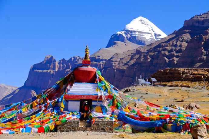 Nui-thieng-kailash-sieu-thanh-dia-cua-4-nen-ton-giao-tren-the-gioi-wetrekvn