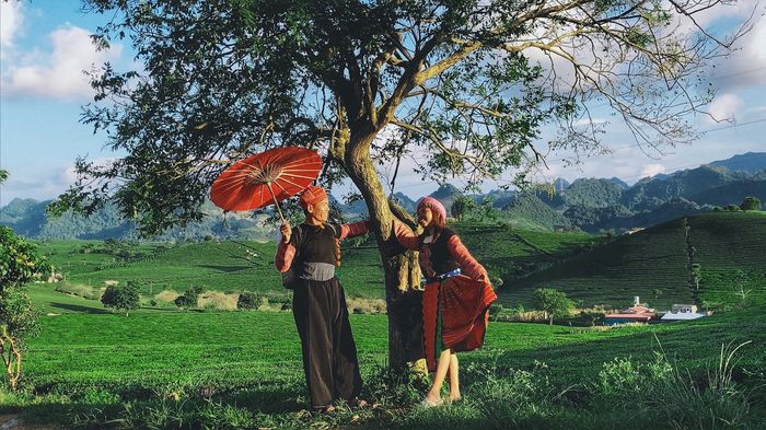 Vo-chong-ru-nha-nghi-viec-cung-nhau-di-het-viet-nam-trong-vong-40-ngay-wetrekvn
