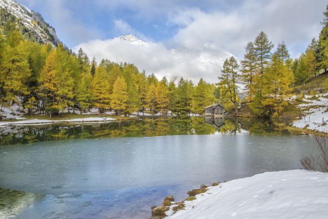 Quang-canh-dep-tua-tranh-ve