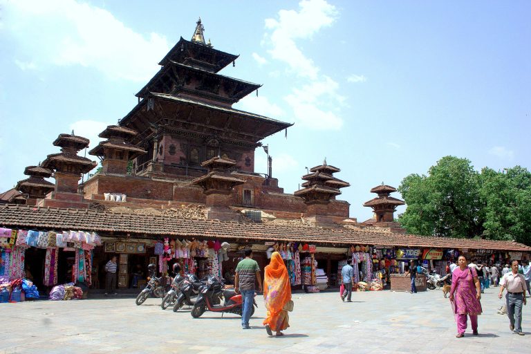 3-li-do-nen-di-du-lich-NePal-mua-cuoi-nam.jpg