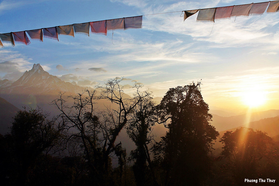 7-dieu-li-thu-ve-cung-trekking-len-doi-Poon-thuoc-day-Himalaya-wetrekvn.jpg