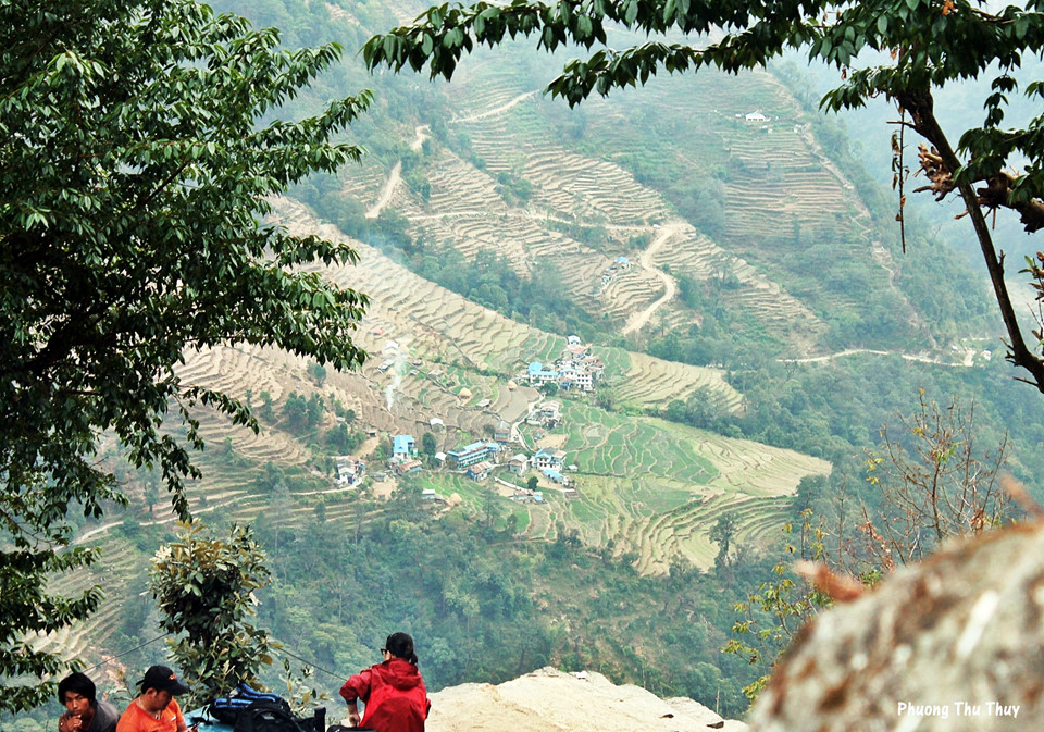 7-dieu-li-thu-ve-cung-trekking-len-doi-Poon-thuoc-day-Himalaya-wetrekvn.jpg
