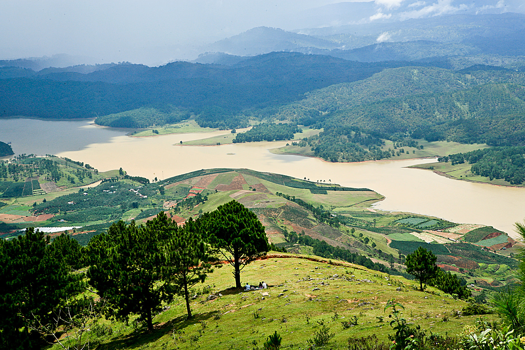 9-ngon-nui-hap-dan-nhat-dinh-ban-phai-hiking-1-lan-wetrekvn.jpg