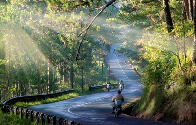 Kham-pha-2-cung-duong-tuyet-dep-noi-Sai-Gon-Nha-Trang-bang-xe-may.jpg