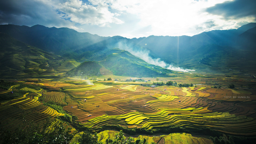 Mua-lua-vang-Mu-Cang-Chai-vay-goi-wetrek.jpg