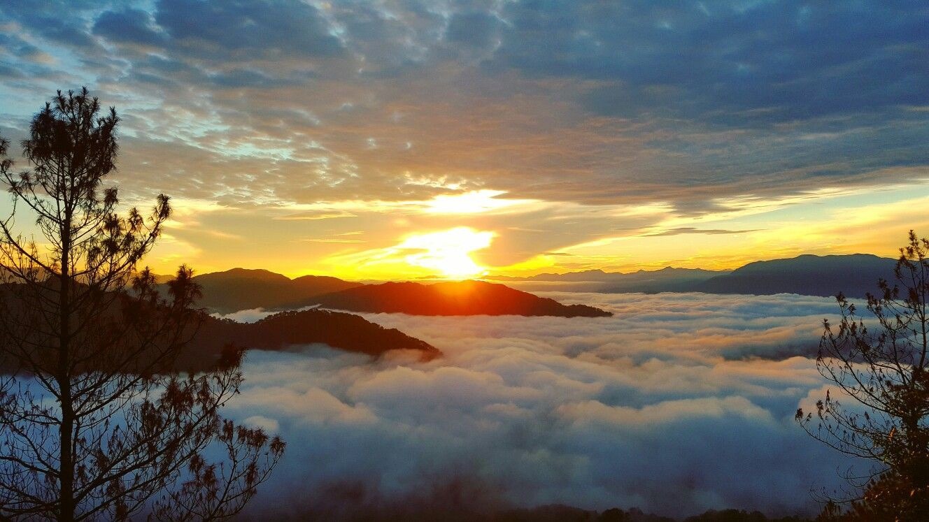 4 trải nghiệm hấp dẫn và trekking săn mây chỉ có ở Philippines6
