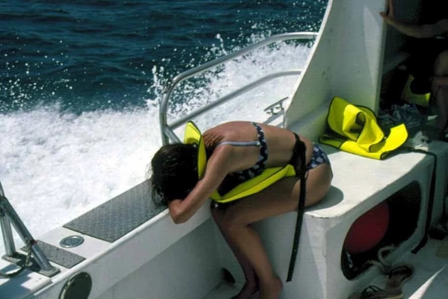 Bật mí cách phòng tránh những nguy hiểm tiềm tàng khi đi biển dành cho bạn4