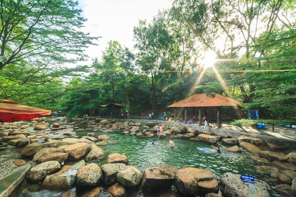 Bật mí điểm dã ngoại lý tưởng dành cho bé1