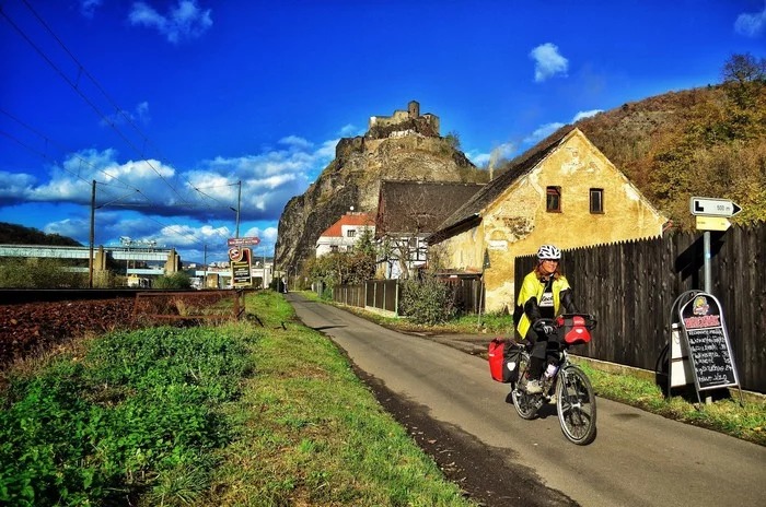 Bí kíp trekking bằng xe đap không lo thời tiết13