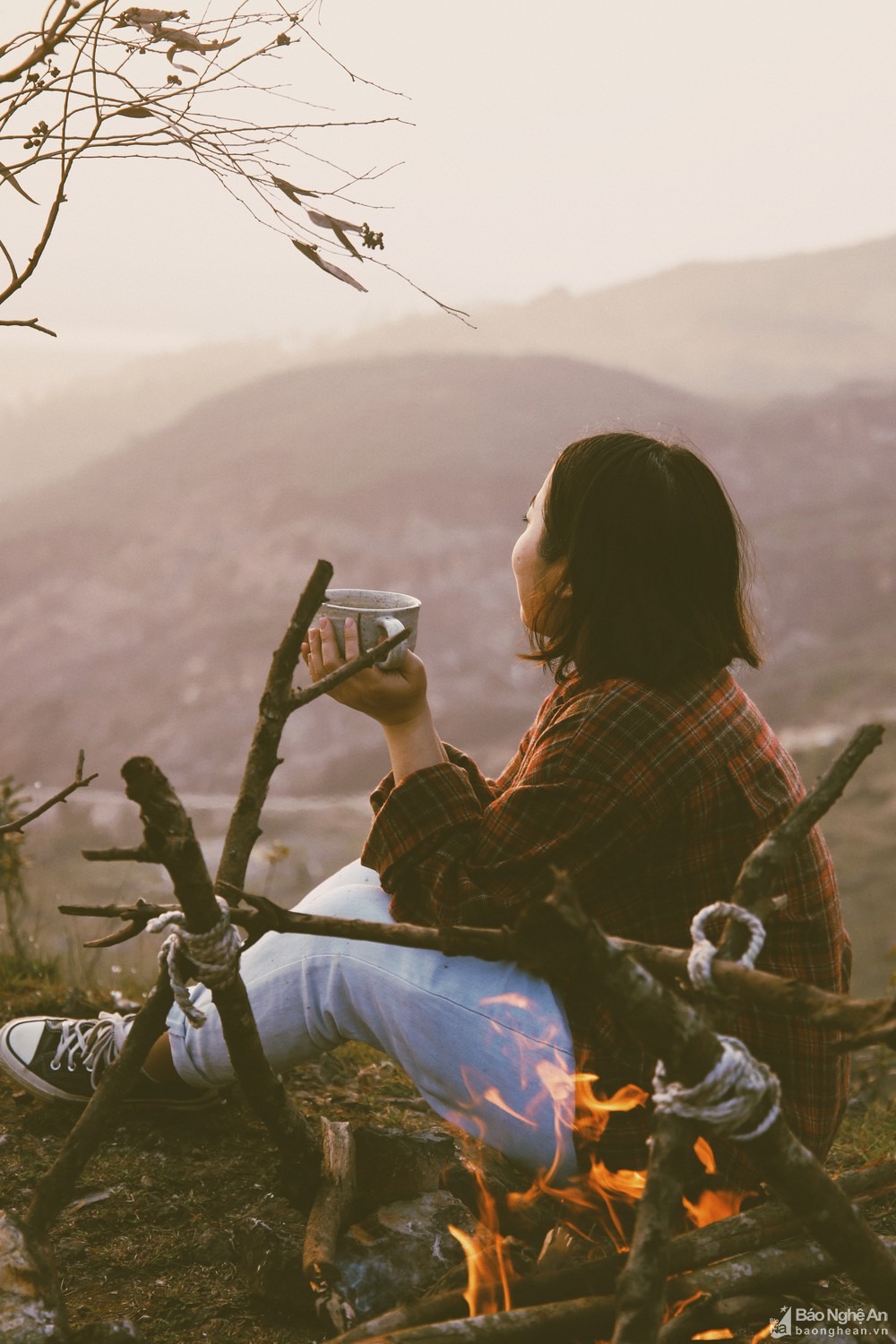 Chia sẻ kinh nghiệm cắm trại núi Lam Thành 8