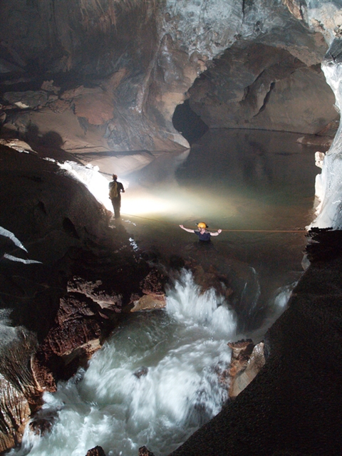 Những kỹ thuật và điều cần biết khi khám phá hang động6