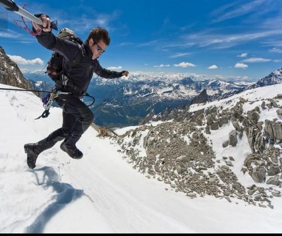 Những trợ thủ đắc lực khi đi leo núi mà bạn cần biết12